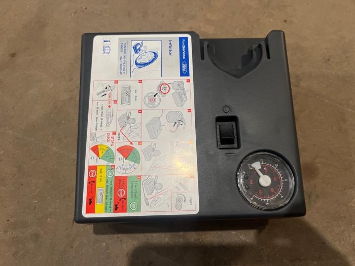 Używane Pompa do opon Ford Ka II 1.2 Cena € 20,00 Procedura marży oferowane przez F. van den Mosselaar autodemontage