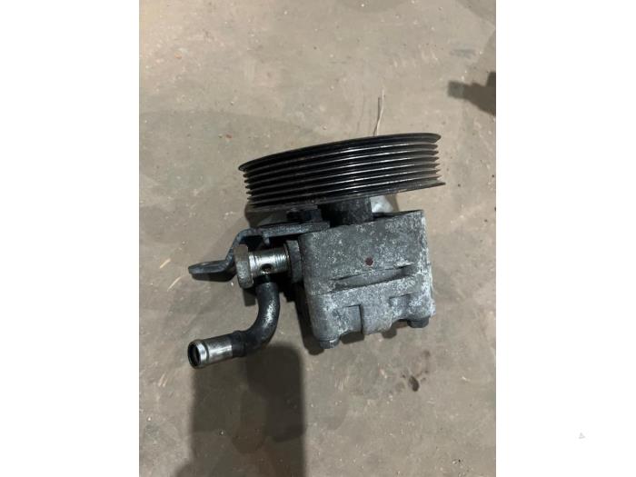 Usagé Pompe de direction Infiniti G37 (V36) 3.7 V6 24V Prix € 75,00 Règlement à la marge proposé par F. van den Mosselaar autodemontage