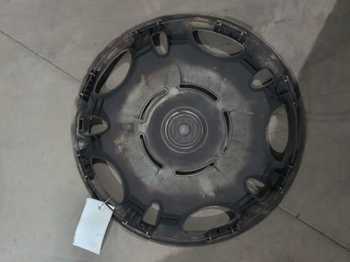 Wheel cover (spare) from a BMW 3 serie Touring (E36/3)  1995