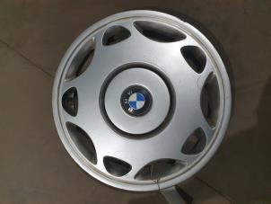 Gebrauchte Radkappe BMW 3 serie (E36/4) Preis € 10,00 Margenregelung angeboten von F. van den Mosselaar autodemontage