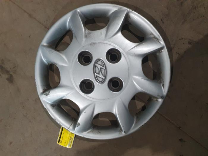 Używane Kolpak Hyundai Lantra/Elantra II Wagon 1.5 GL,GLS 12V Cena € 10,00 Procedura marży oferowane przez F. van den Mosselaar autodemontage