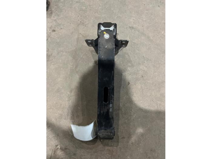 Motorlager van een Ford Transit 2.0 TDCi 16V 260S 2003