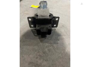 Motorlager van een Ford Transit 2.0 TDCi 16V 260S 2003