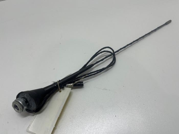 Antenna from a Peugeot 207/207+ (WA/WC/WM) 1.4 16V 2012