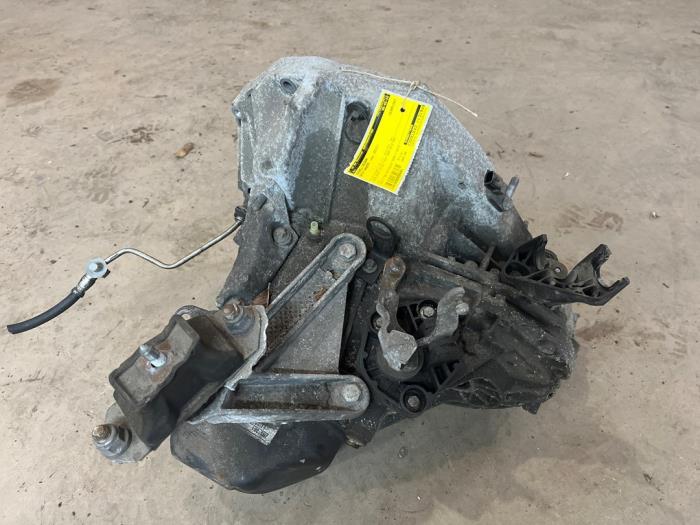 Gearbox from a Dacia Sandero I (BS) 1.5 dCi 75 2011