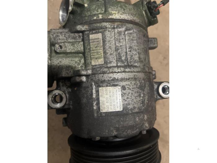 Klimapumpe van een Volkswagen Polo IV (9N1/2/3) 1.9 TDI 100 2008
