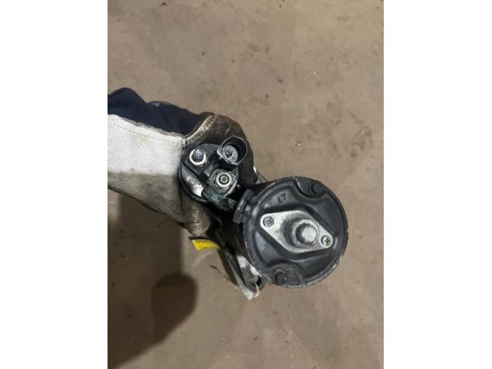 Anlasser van een Volkswagen Polo IV (9N1/2/3) 1.9 TDI 100 2008