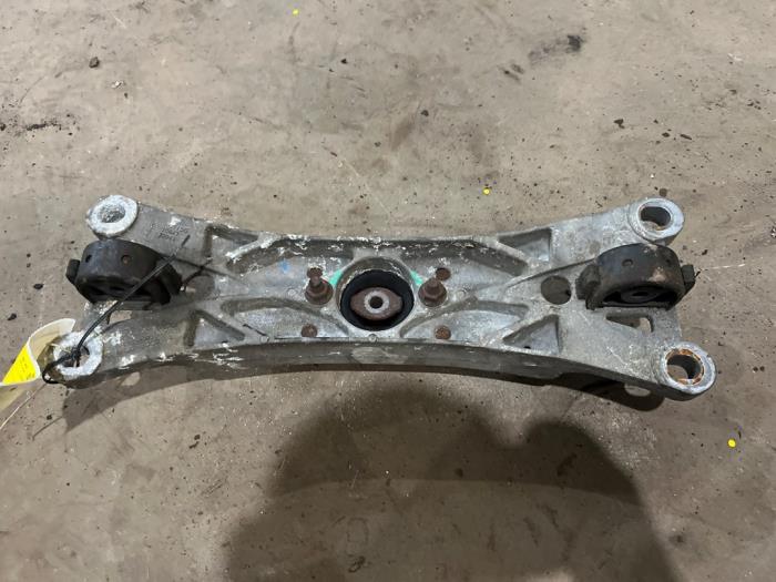 Gearbox mount from a Ford (USA) Mustang V 4.6 GT V8 24V Saleen 2006