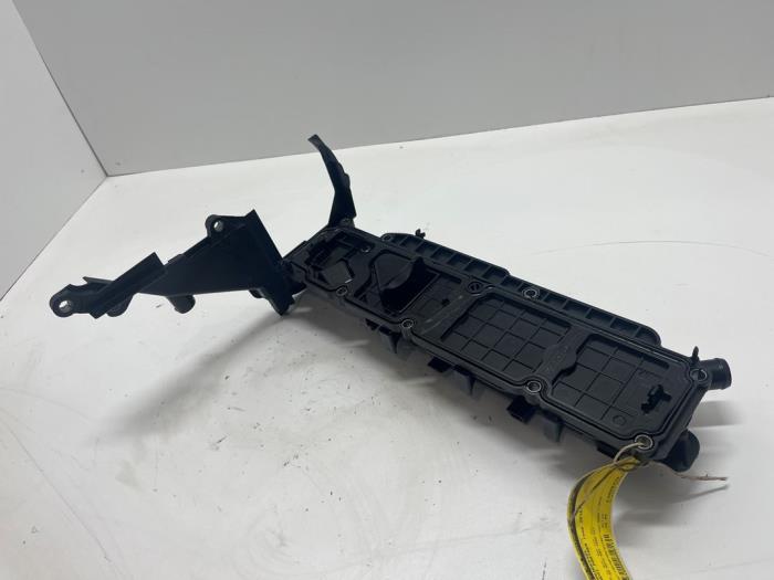 Gebrauchte Ventildeckel Peugeot Partner (GC/GF/GG/GJ/GK) 1.6 BlueHDI 75 Preis € 25,00 Margenregelung angeboten von F. van den Mosselaar autodemontage