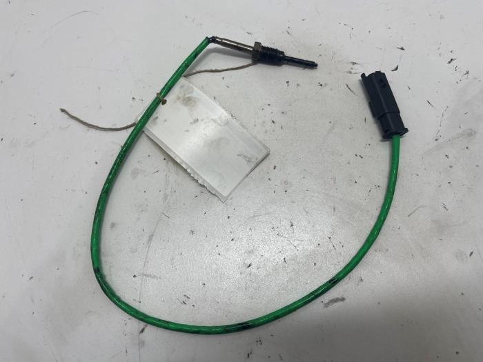 Gebrauchte Auspuff Temperatursensor Jaguar XE 2.0 D E-Performance 16V Preis € 20,00 Margenregelung angeboten von F. van den Mosselaar autodemontage