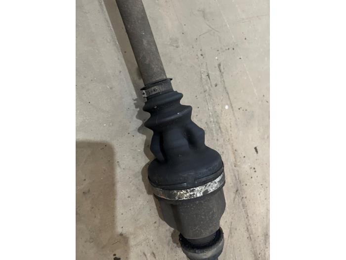 Front drive shaft, right from a Peugeot Expert (G9) 1.6 HDi 90 2007