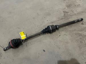 Used Front drive shaft, right Peugeot Expert (G9) 1.6 HDi 90 Price € 50,00 Margin scheme offered by F. van den Mosselaar autodemontage