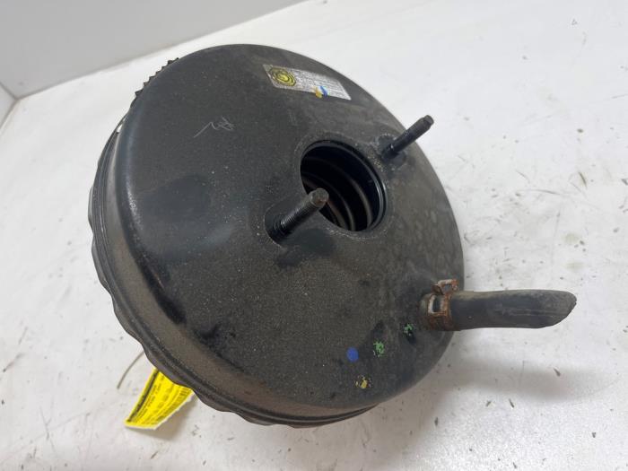 Usagé Servo frein Nissan Pixo (D31S) 1.0 12V Prix € 25,00 Règlement à la marge proposé par F. van den Mosselaar autodemontage