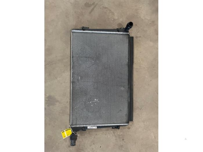 Used Radiator Audi A3 Sportback (8PA) 2.0 TDI DPF Price € 35,00 Margin scheme offered by F. van den Mosselaar autodemontage