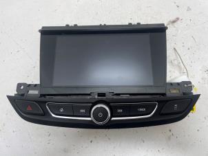 Usados Controlador de pantalla multimedia Opel Insignia Grand Sport 1.5 Turbo 16V 165 Precio € 300,00 Norma de margen ofrecido por F. van den Mosselaar autodemontage