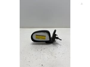Usados Retrovisor externo izquierda Hyundai Atos 1.0 12V Precio € 25,00 Norma de margen ofrecido por F. van den Mosselaar autodemontage
