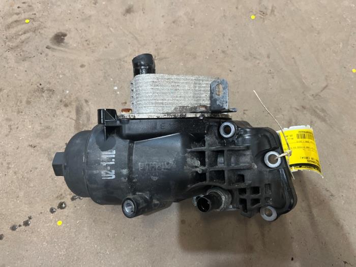 Gebrauchte Ölfiltergehäuse Hyundai i20 1.1 CRDi VGT 12V Preis € 25,00 Margenregelung angeboten von F. van den Mosselaar autodemontage