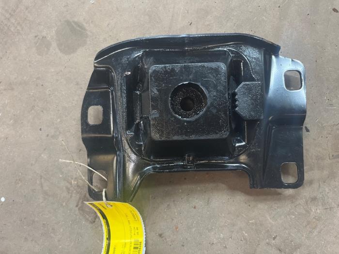Used Engine mount Mazda 3 Sport (BL14/BLA4/BLB4) 1.6i MZR 16V Price € 20,00 Margin scheme offered by F. van den Mosselaar autodemontage