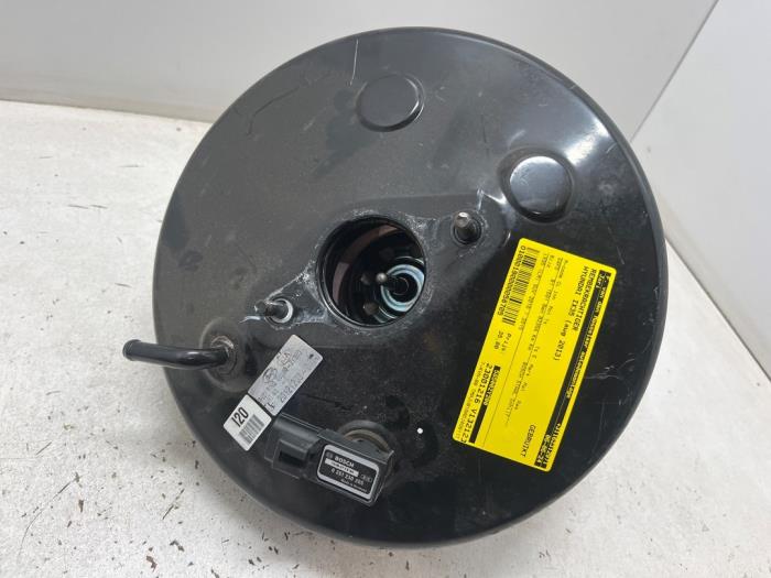 Usagé Assistant de freinage Hyundai iX35 (LM) 1.6 GDI 16V Prix € 25,00 Règlement à la marge proposé par F. van den Mosselaar autodemontage