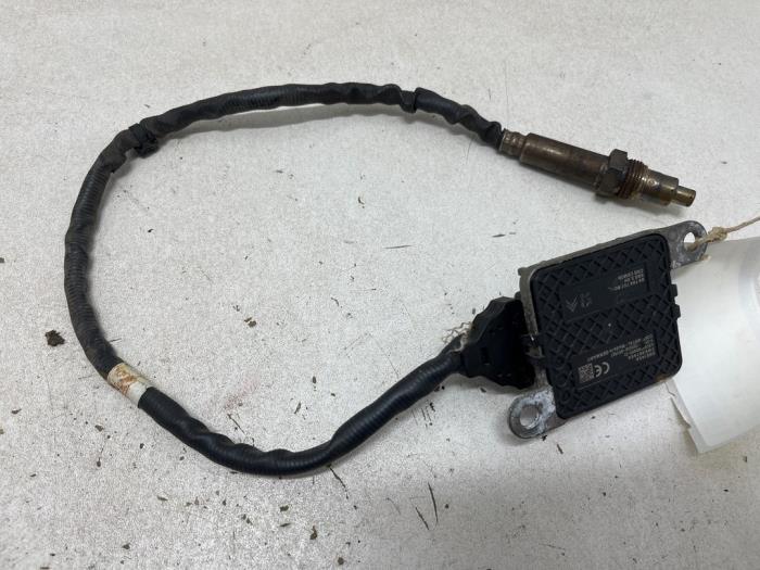Gebrauchte Nox Sensor Peugeot 308 SW (L4/L9/LC/LJ/LR) 1.6 BlueHDi 120 Preis € 85,00 Margenregelung angeboten von F. van den Mosselaar autodemontage