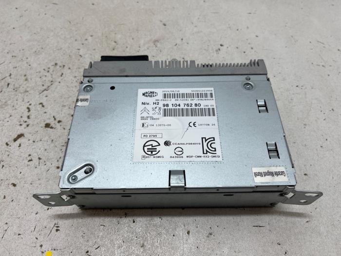 Używane Modul nawigacji Peugeot 308 SW (L4/L9/LC/LJ/LR) 1.6 BlueHDi 120 Cena € 50,00 Procedura marży oferowane przez F. van den Mosselaar autodemontage