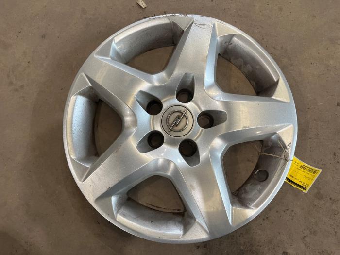 Używane Kolpak Opel Vectra C 1.8 16V Cena € 15,00 Procedura marży oferowane przez F. van den Mosselaar autodemontage