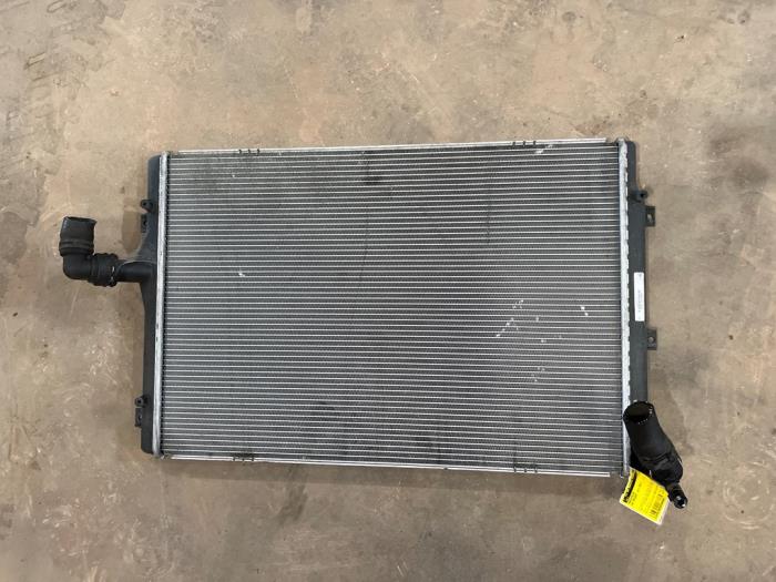 Used Radiator Volkswagen Passat Variant (365) 1.6 TDI 16V Bluemotion Price € 35,00 Margin scheme offered by F. van den Mosselaar autodemontage