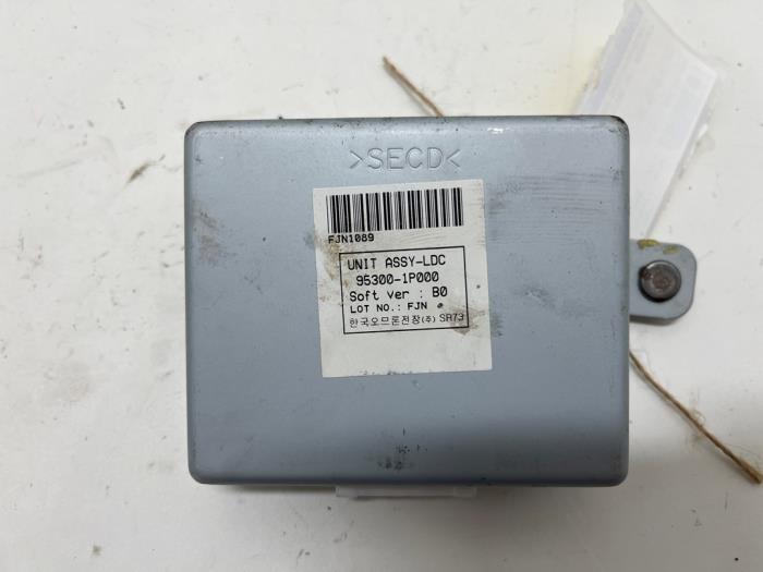 Used Power steering computer Kia Venga 1.4 CRDi 16V Price € 25,00 Margin scheme offered by F. van den Mosselaar autodemontage