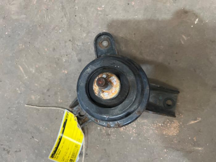 Used Engine mount Kia Venga 1.4 CRDi 16V Price € 20,00 Margin scheme offered by F. van den Mosselaar autodemontage