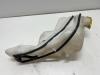 Dodge Caliber 1.8 16V Réservoir lave-glace avant