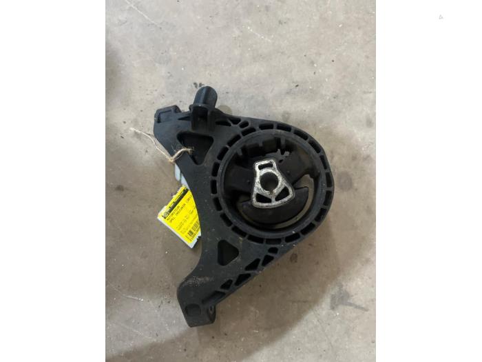 Used Engine mount Opel Insignia 2.0 CDTI 16V 130 Ecotec Price € 15,00 Margin scheme offered by F. van den Mosselaar autodemontage