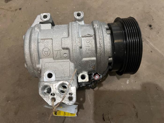 Gebrauchte Klimapumpe Hyundai Tucson (JM) 2.0 CRDi 16V 4x2 Preis € 100,00 Margenregelung angeboten von F. van den Mosselaar autodemontage