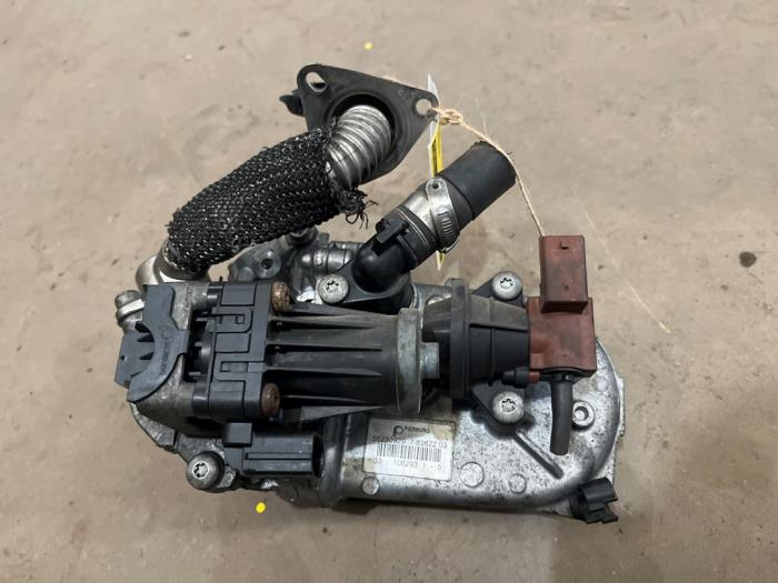Usagé Refroidisseur RGE Fiat Fiorino (225) 1.3 JTD 16V Multijet Prix € 25,00 Règlement à la marge proposé par F. van den Mosselaar autodemontage
