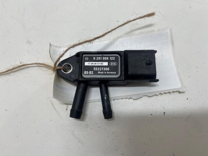 Begagnade MAP-sensor (insugsrör) Fiat Fiorino (225) 1.3 JTD 16V Multijet Pris € 10,00 Marginaltabell erbjuds av F. van den Mosselaar autodemontage