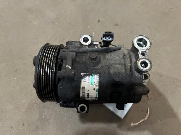 Usagé Compresseur de clim Fiat Fiorino (225) 1.3 JTD 16V Multijet Prix € 75,00 Règlement à la marge proposé par F. van den Mosselaar autodemontage