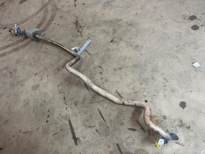 Gebrauchte Auspuff Enddämpfer Mercedes A (177.0) 1.5 A-180d Preis € 150,00 Margenregelung angeboten von F. van den Mosselaar autodemontage