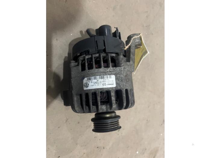 Begagnade Dynamo Fiat Panda (169) 1.1 Fire Pris € 35,00 Marginaltabell erbjuds av F. van den Mosselaar autodemontage