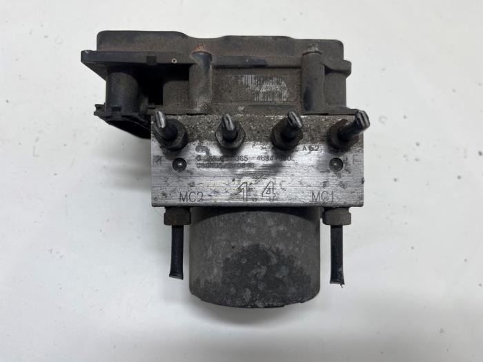 Usagé Bloc ABS Fiat Punto II (188) 1.4 16V Prix € 15,00 Règlement à la marge proposé par F. van den Mosselaar autodemontage