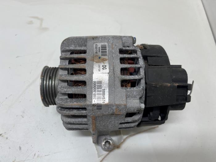 Begagnade Dynamo Fiat Punto II (188) 1.2 60 S Pris € 35,00 Marginaltabell erbjuds av F. van den Mosselaar autodemontage