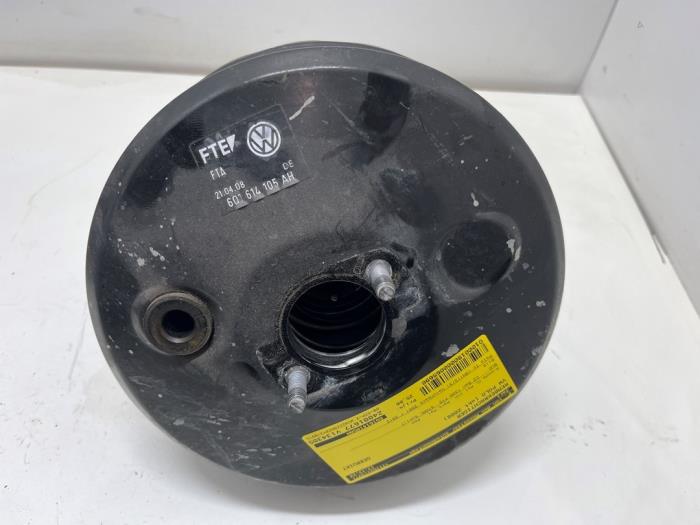 Usagé Servo frein Volkswagen Polo IV (9N1/2/3) 1.4 16V Prix € 25,00 Règlement à la marge proposé par F. van den Mosselaar autodemontage