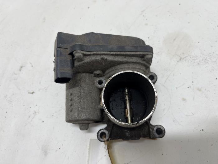 Gebrauchte Drosselklappengehäuse Volkswagen Fox (5Z) 1.2 Preis € 25,00 Margenregelung angeboten von F. van den Mosselaar autodemontage