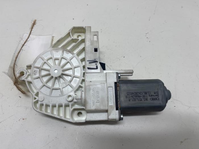 Usados Motor de ventanilla de puerta Audi A4 Avant Quattro (B8) 3.0 TDI 245 V6 24V Precio € 15,00 Norma de margen ofrecido por F. van den Mosselaar autodemontage