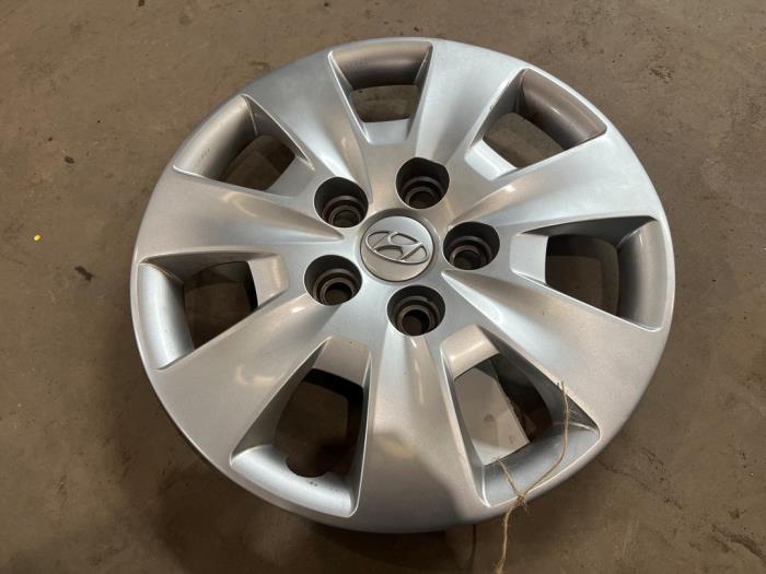 Używane Kolpak Hyundai i30 (FD) 1.6 CVVT 16V Cena € 10,00 Procedura marży oferowane przez F. van den Mosselaar autodemontage