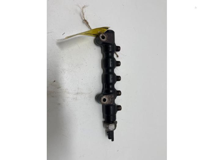 Gebrauchte Einspritzdüse (Einspritzer) Citroen C3 (SC) 1.4 HDi Preis € 25,00 Margenregelung angeboten von F. van den Mosselaar autodemontage