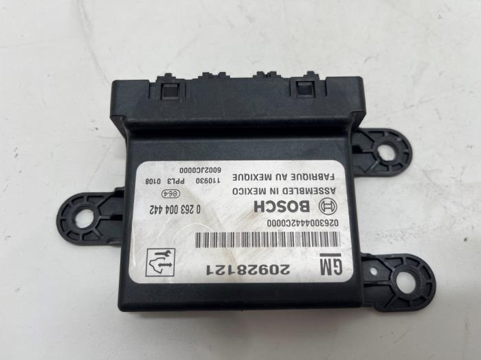 Usados Módulo PDC Opel Ampera 1.4 16V Precio € 20,00 Norma de margen ofrecido por F. van den Mosselaar autodemontage