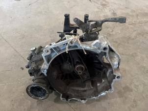 Used Gearbox Volkswagen Polo IV (9N1/2/3) 1.2 12V Price € 125,00 Margin scheme offered by F. van den Mosselaar autodemontage