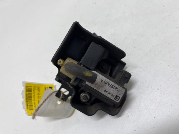 Gebrauchte Überdruckventil Turbo Opel Insignia Sports Tourer 2.0 CDTI 16V 130 ecoFLEX Preis € 10,00 Margenregelung angeboten von F. van den Mosselaar autodemontage