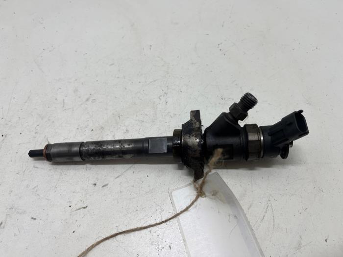 Usagé Injecteurs Peugeot 207/207+ (WA/WC/WM) 1.6 HDi 16V Prix € 25,00 Règlement à la marge proposé par F. van den Mosselaar autodemontage