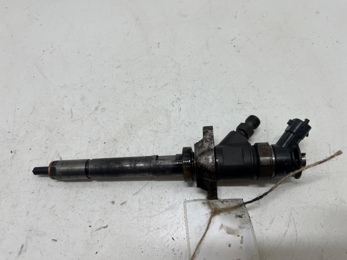 Usagé Injecteurs Peugeot 207/207+ (WA/WC/WM) 1.6 HDi 16V Prix € 25,00 Règlement à la marge proposé par F. van den Mosselaar autodemontage