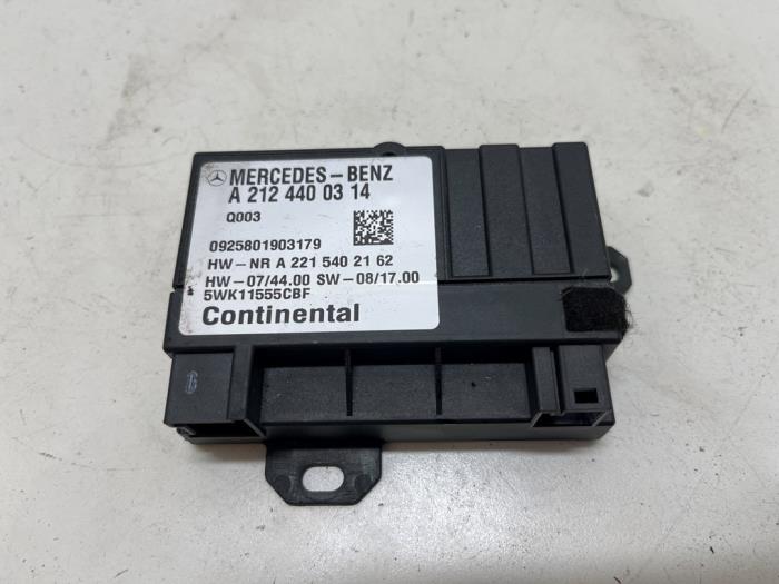 Usagé Module pompe carburant Mercedes E (W212) E-250 CGI 16V BlueEfficiency Prix € 15,00 Règlement à la marge proposé par F. van den Mosselaar autodemontage